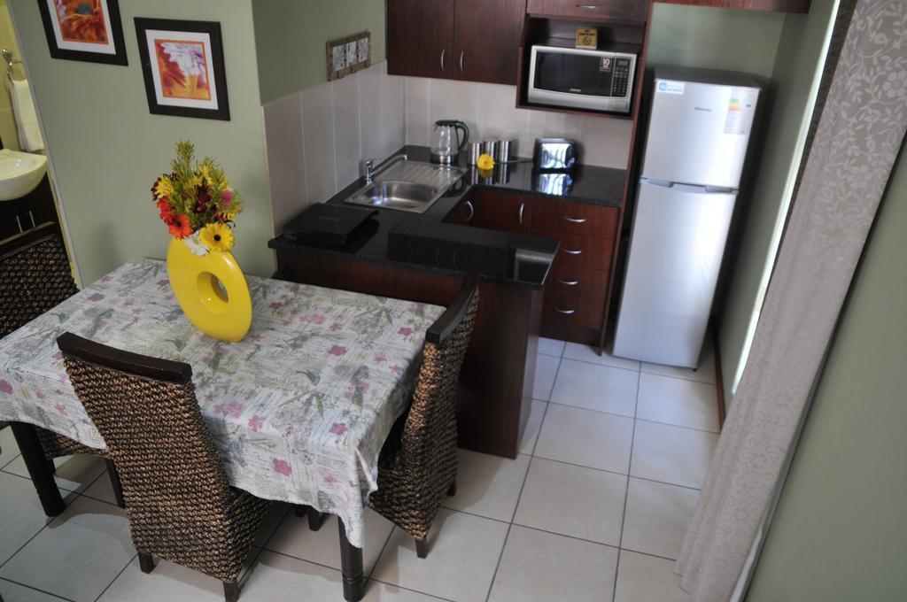 Summer Garden Guest House Benoni Exterior foto